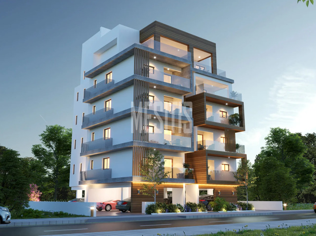 apartment-24a2d828-d53a-4daa-81a8-83c3a0dddc19_Wtr.png
