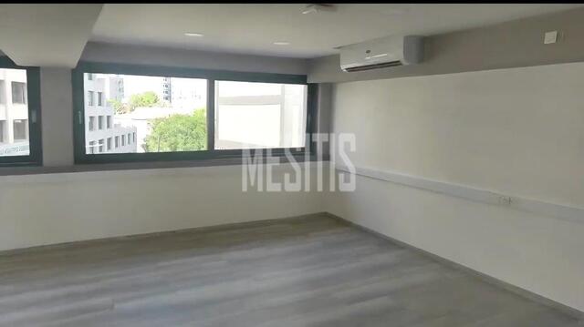 Renovated and Spacious 150 sq.m. Office for Rent in the Center of Nicosia.Suitable for professionals. – photo 7