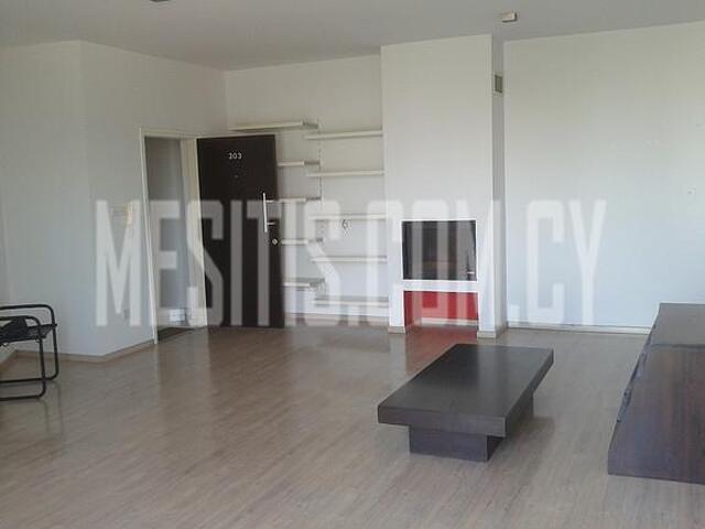 apartment-73681de9-1d8c-4457-bc15-d2f1602ea810_Wtr.jpeg