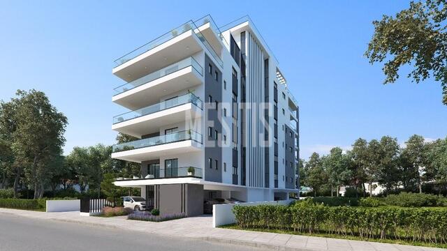 apartment-f352db49-cd9b-4b98-8fa9-d377135401c6_Wtr.jpeg