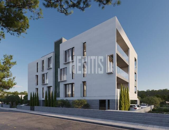 apartment-f8f3926e-b7ea-4824-ba29-acdd5d9320dd_Wtr.jpg