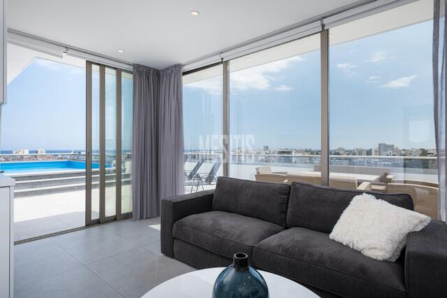 apartment-f15ea83a-010c-49b9-b529-b7d331201eb3_Wtr.jpg