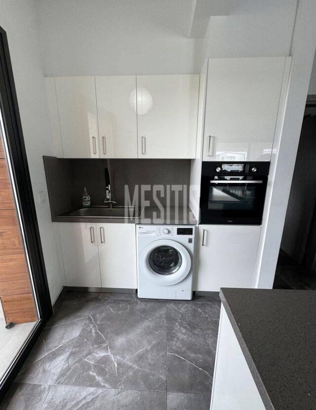 apartment-e86be729-e9ab-4545-95c4-530d112cc5f3_Wtr.jpeg