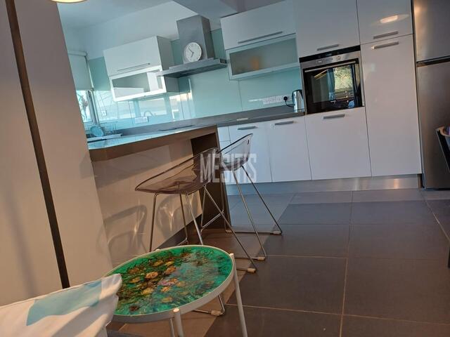 apartment-cc7f90dd-400b-4f34-b180-289064e94c1d_Wtr.jpg