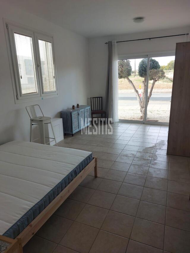 apartment-e01720c8-a75a-4585-8003-a1284372be34_Wtr.jpeg