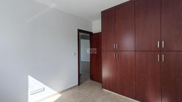 apartment-037175ff-6b4b-43d8-8b7c-61d7c8770fcc_Wtr.jpg