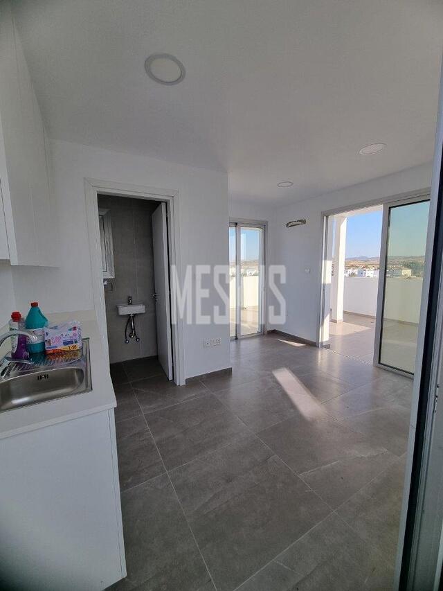 apartment-5b398a78-2130-4ae3-9a60-23cd75fcd6be_Wtr.jpeg