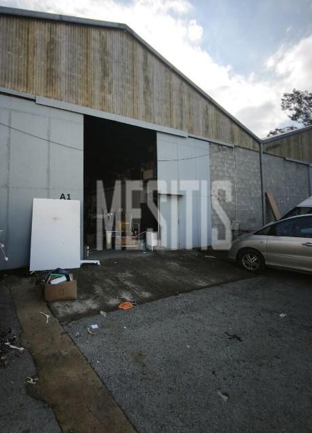 warehouse-75ae2348-381e-4dd5-87b0-5b577f731574_Wtr.jpg
