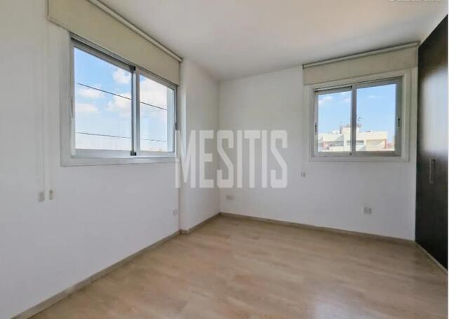 apartment-ff2d945c-d800-4b82-88a0-352d0a4329e6_Wtr.jpg