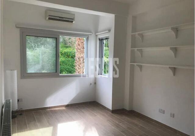 apartment-2cc8b3ad-43d1-438b-b8dc-667338059ce5_Wtr.jpg