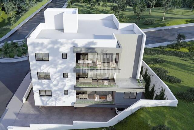apartment-6ff63f55-87c7-4bf3-8e5e-3ad2da9ec1ff_Wtr.jpeg