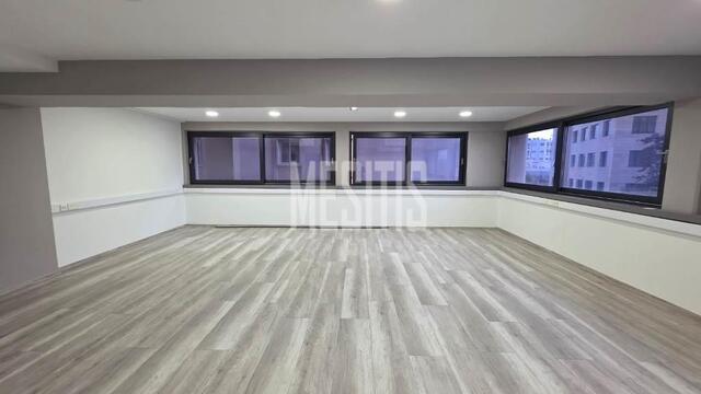 Renovated and Spacious 150 sq.m. Office for Rent in the Center of Nicosia.Suitable for professionals. – photo 1