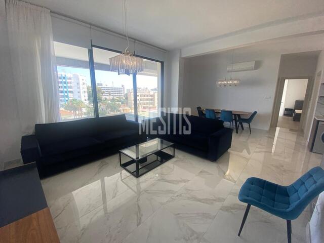apartment-bc6bfbca-7d0f-47ec-993a-62c3f7678815_Wtr.jpeg