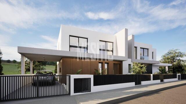 detachedHouse-67bde05f-ce21-48a6-add1-6c79bf67f107_Wtr.jpg