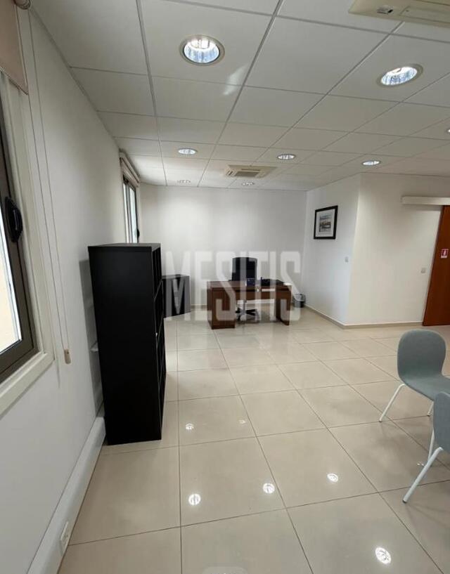 Office for rent on a central road in Nicosia – photo 4
