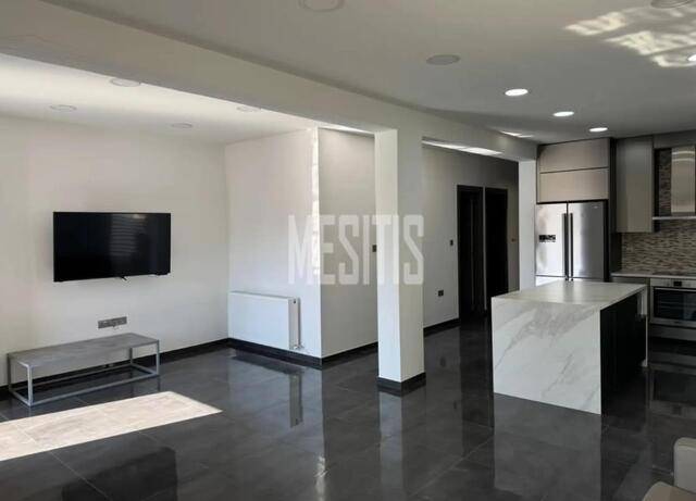 detachedHouse-292e6750-547a-4579-a729-e5cae2ca9cad_Wtr.jpg