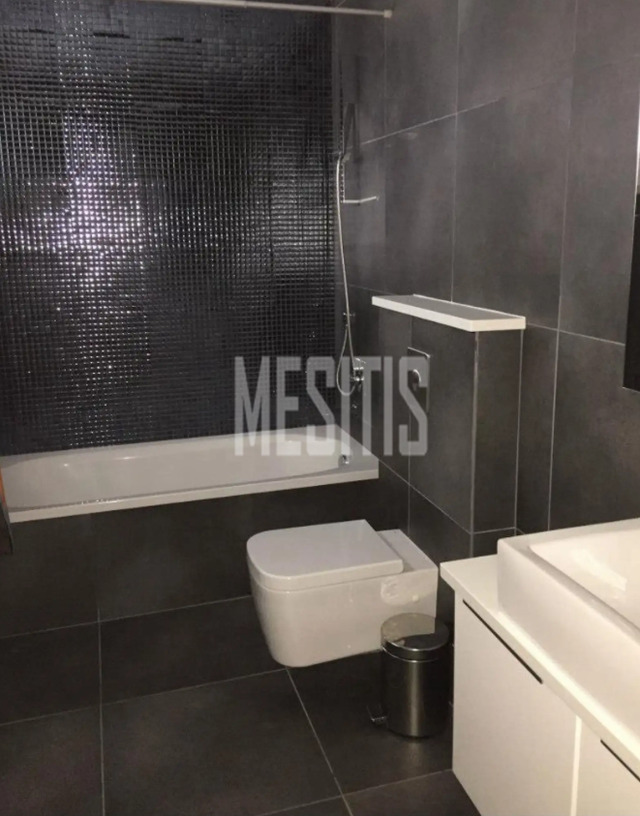 apartment-ba644b7c-4429-4d45-817a-3e901966af3b_Wtr.png