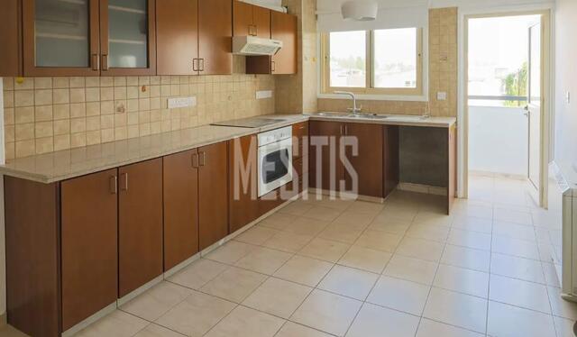 apartment-16d126e7-e8ca-4355-a130-776679d6bdbd_Wtr.jpg