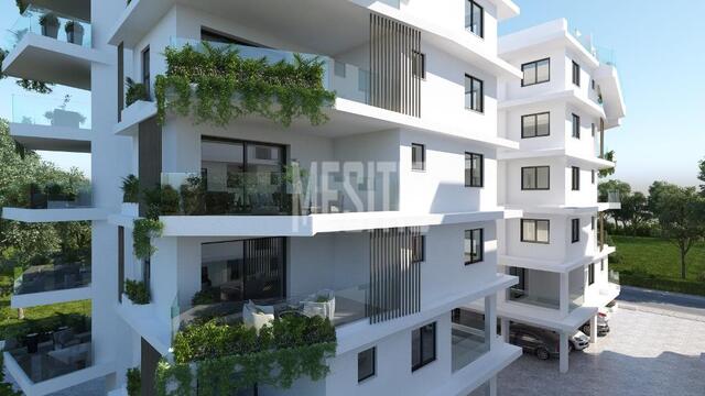apartment-596ee8ec-ee90-404c-92d3-bfde036681b7_Wtr.jpeg
