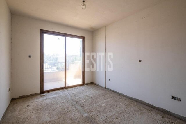 apartment-34db45c0-e0fa-41ca-850a-de8258e4bd78_Wtr.jpeg