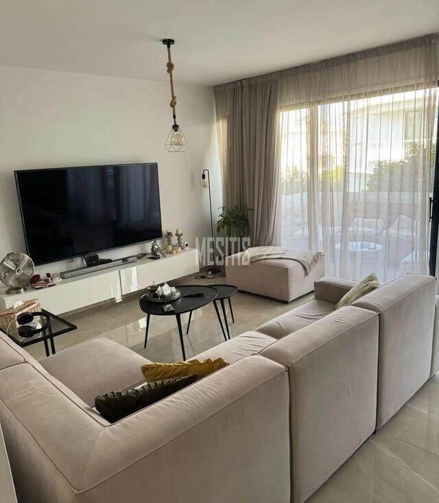apartment-b89383cf-68e5-48eb-8235-d6688de4b1ae_Wtr.jpg