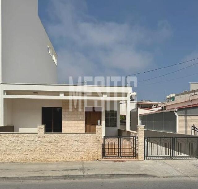 detachedHouse-7dd3f36e-9406-4e0f-b309-255e40a0dc5a_Wtr.jpeg
