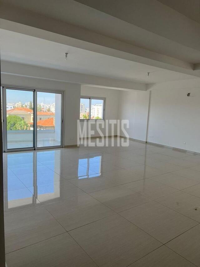 apartment-a9241b8b-245b-4240-9c88-287b524e7aea_Wtr.jpeg