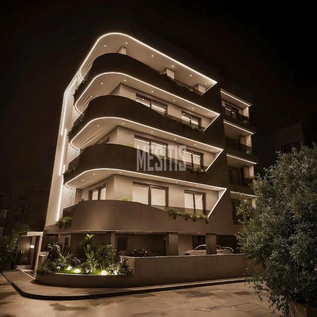 apartment-8a7d2a66-6026-48e9-aa43-812a2311c6d0_Wtr.jpg