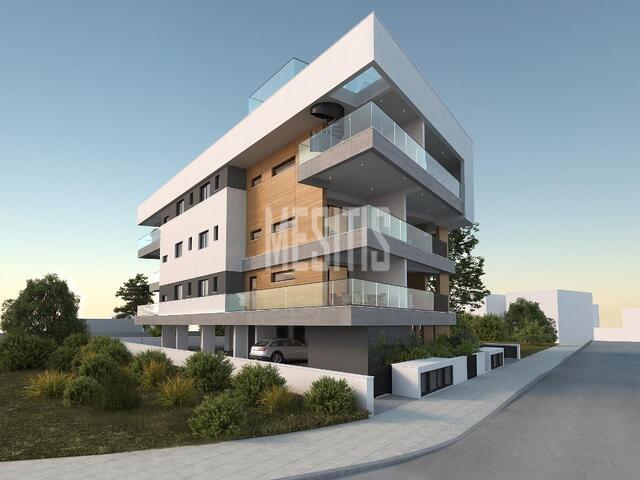 apartment-7890aa6b-4df1-48ca-b775-1ae705b68e4a_Wtr.jpeg
