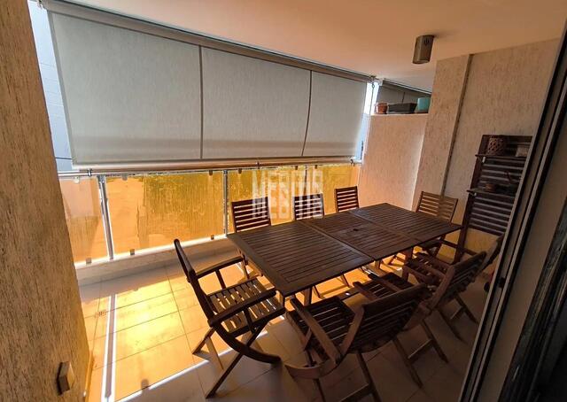 apartment-2a1b8083-a576-4197-819e-a62b4106a6ed_Wtr.jpeg