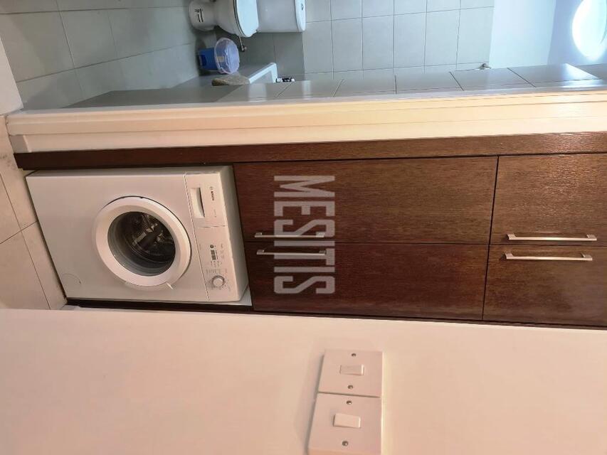 apartment-1f211bf5-3808-4279-ac63-df7f3f96afac_Wtr.jpeg