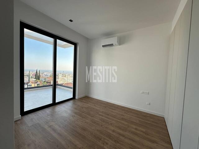 apartment-3a8183d7-6be9-4427-9f00-5db1022ee588_Wtr.jpeg