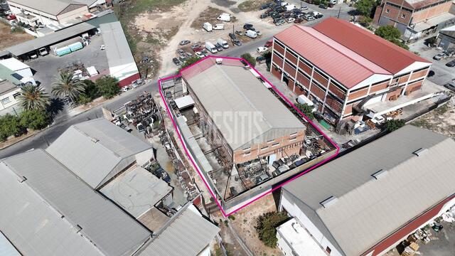 warehouse-2a294c22-8232-48e3-b1d1-887ab322d91c_Wtr.jpeg