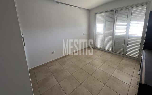 apartment-5112b96e-bf3a-41db-9124-13ec6a875333_Wtr.jpg