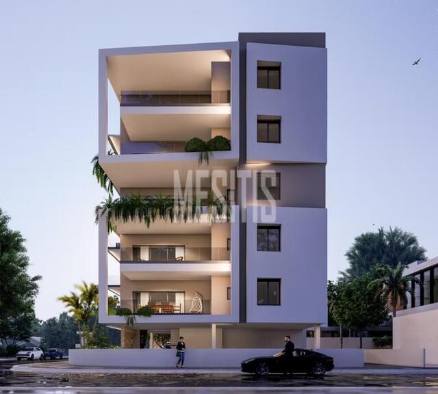 apartment-9ca35c76-c041-414e-9fc3-e2bd3feab090_Wtr.jpg