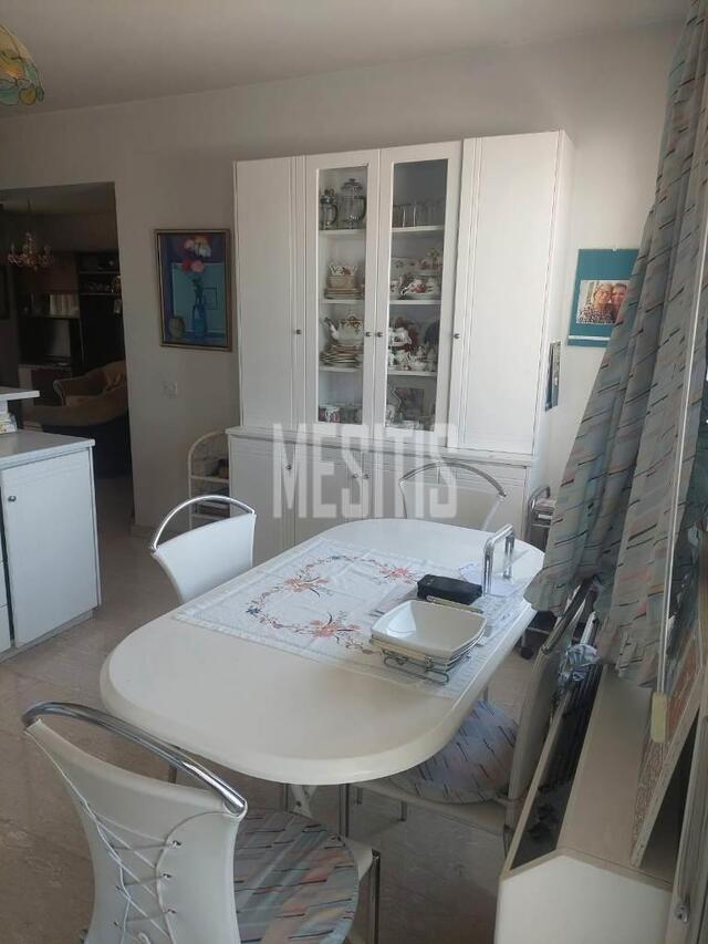 apartment-86f9e892-a089-472d-bb73-c23c23f24fe4_Wtr.jpeg
