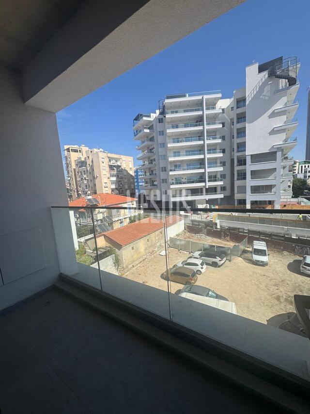 apartment-96d1a502-c405-4196-8ec8-10309b44122d_Wtr.jpg