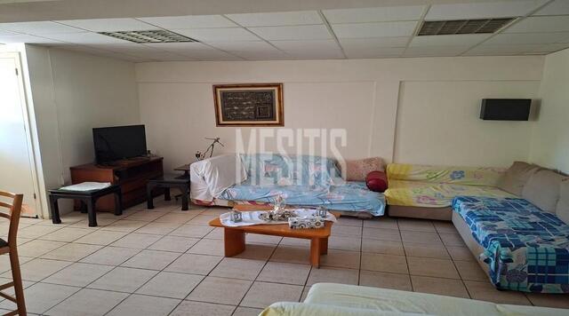 apartment-5c362015-e272-45ea-bb21-9bf0a912b038_Wtr.jpg