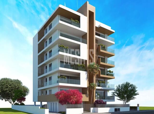 apartment-d50b1574-4e6c-4c0a-9cb9-80a17f99d2db_Wtr.jpg
