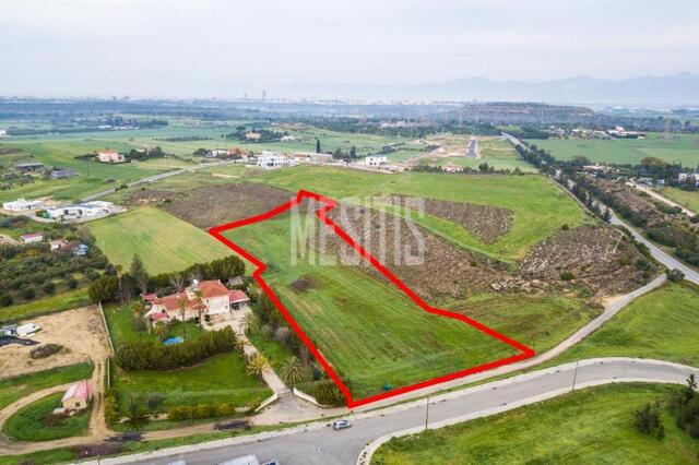 Shared field in Geri, Nicosia – photo 1