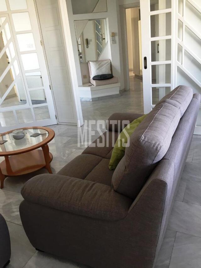 apartment-62a70f36-2210-411a-9a17-f53a5bb93a82_Wtr.jpeg