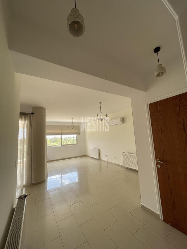 apartment-c191dc19-7d85-43e0-9a29-e86161fb6f56_Wtr.jpg