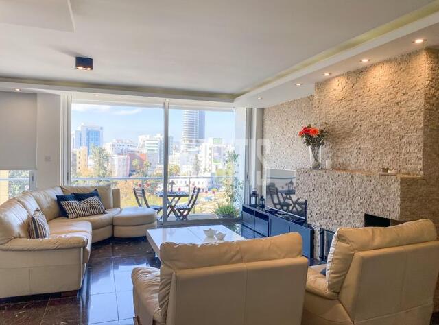 apartment-4addd30b-ee0c-43c5-b450-25fd6fc0f6ed_Wtr.jpg
