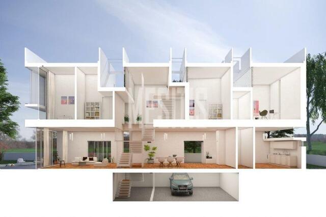 detachedHouse-0bc8cda1-09c1-42e0-a371-2159a149b2b8_Wtr.jpeg