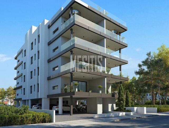apartment-0cc4dfc9-e9f2-45bc-8e57-9bc4a2818c69_Wtr.jpg