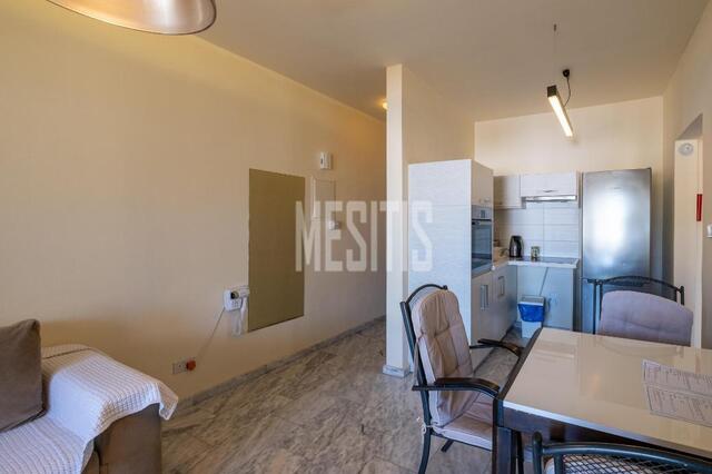 apartment-4b84c835-2c0e-4706-b816-9771d6552078_Wtr.jpg