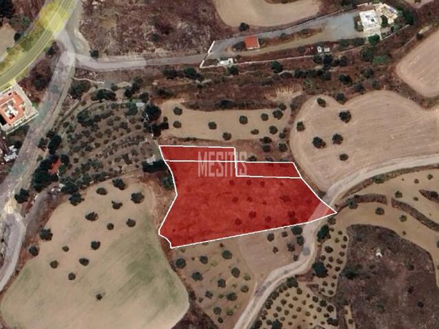 plot-529ba7ce-7142-4cc1-935c-da6af804ee26_Wtr.jpg