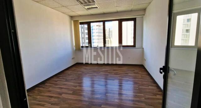 For Rent 2 Premium Office Spaces 150 sqm each on the 6th floor  Ideally located in the Heart of Nicosia – photo 5