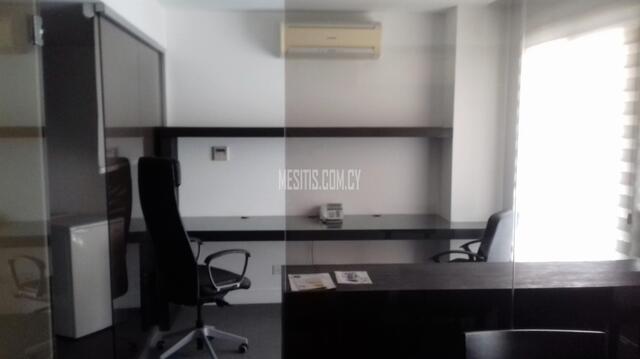 office-eaa68bab-0aca-44ec-a065-c6520702f6bf_Wtr.jpeg