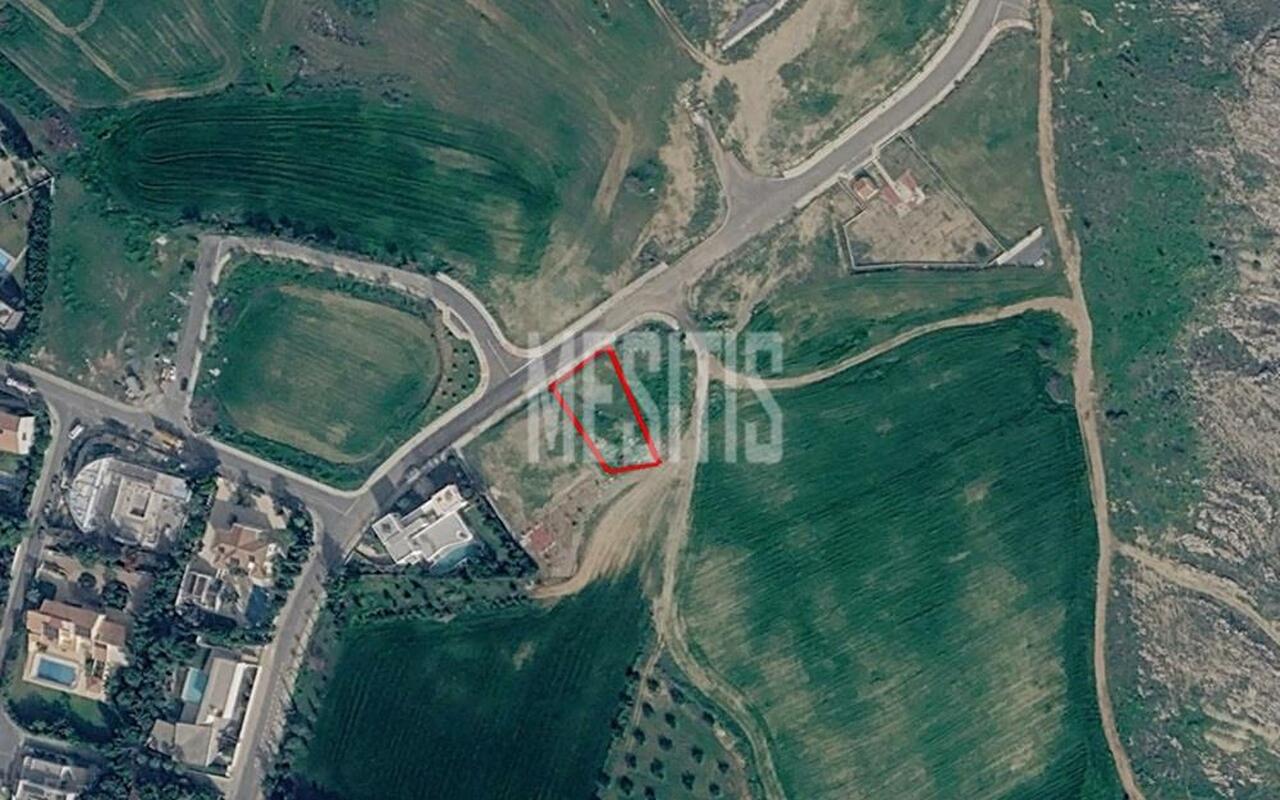 plot-2a65efe8-07a2-43e4-85e2-dc2be87f8a43_Wtr.jpg